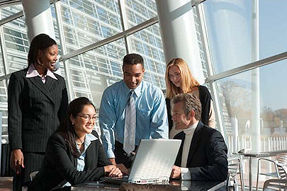 Take advantage of our expertise in both standardized software solutions and custom IT services!
